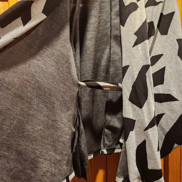 Freeway Open Front Tie Sweater Sz L - Picture 4 of 8